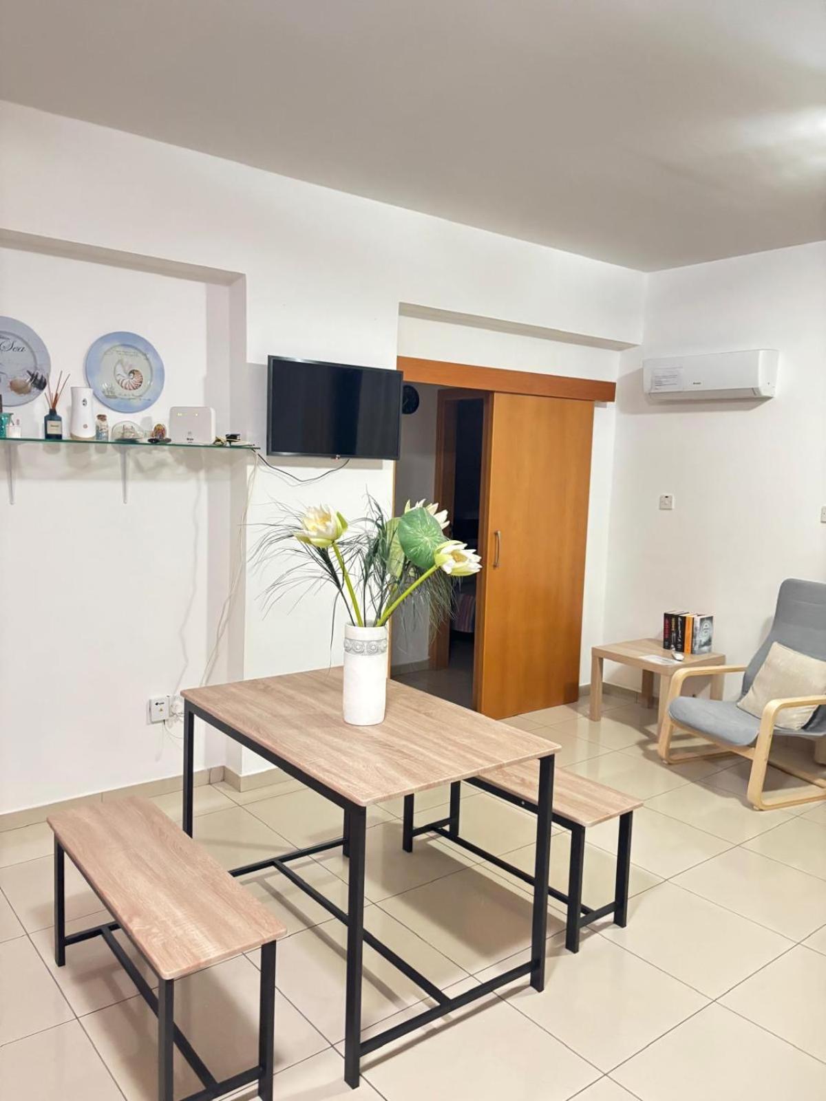 Vip Resort Apartment On Makenzie Beach Larnaca Zewnętrze zdjęcie