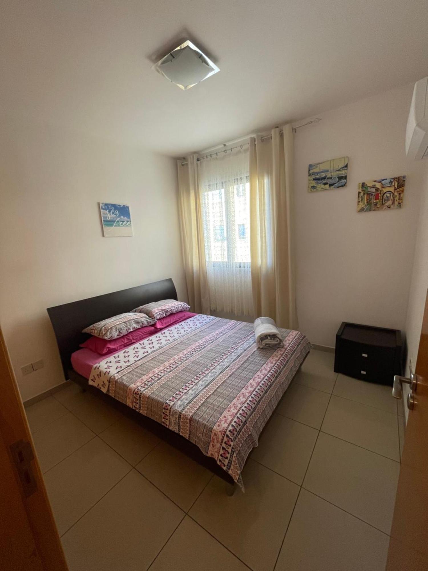 Vip Resort Apartment On Makenzie Beach Larnaca Zewnętrze zdjęcie